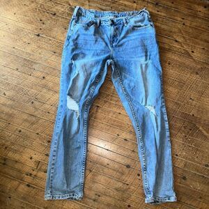 Cowgirl Tuff Cowboyfriend distressed western 33x31 jeans